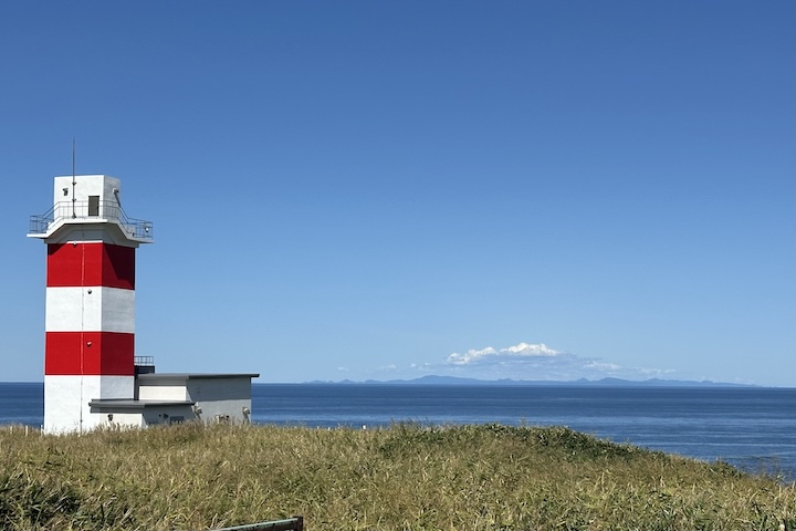 宗谷灯台と樺太