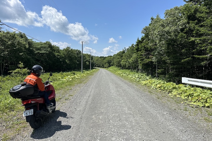 釧路町難読地名の砂利道