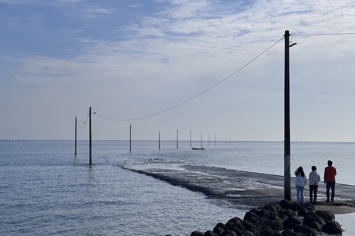 太良町の海中道路